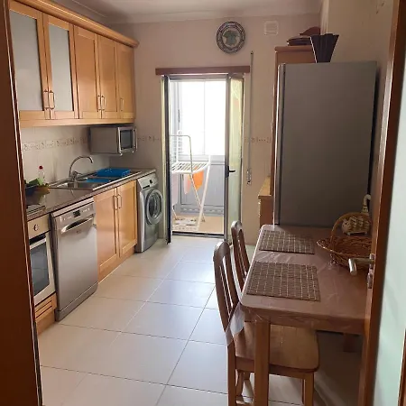 Daire Superbe Proche De La *